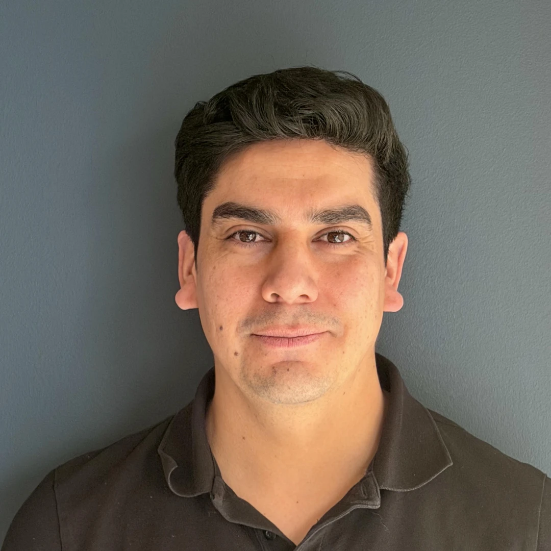 Neurocore Physiotherapy - Simon Morales - headshot 1080px